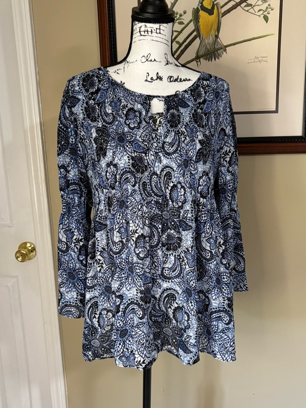 4/$25 Ninety Clothing Co. Tunic Top Ladies Large L Excellent Condition
